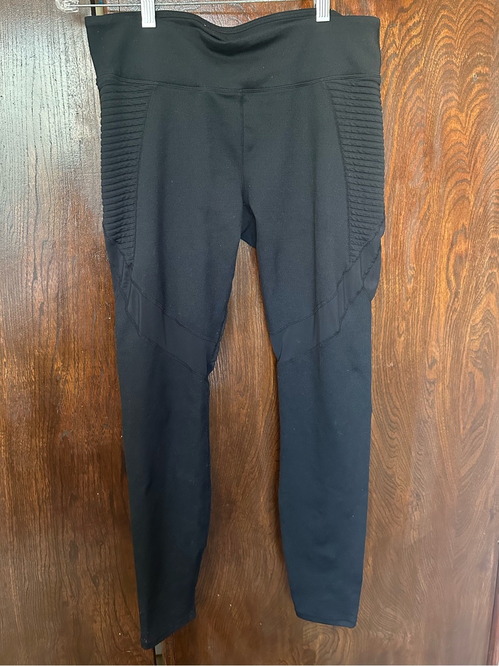Fabletics Black Powerhold High-Waist Ribbed Panel Leggings Size Women’s Large